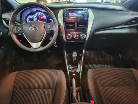 TOYOTA Yaris Hatch 1.3 16V 4P FLEX XL MULTIDRIVE AUTOM�TICO CVT, Foto 6