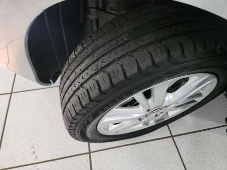 TOYOTA Yaris Hatch 1.3 16V 4P FLEX XL MULTIDRIVE AUTOM�TICO CVT, Foto 12