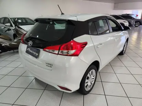 TOYOTA Yaris Hatch 1.5 16V 4P FLEX XL MULTIDRIVE AUTOM�TICO CVT, Foto 11