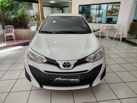 TOYOTA Yaris Hatch 1.5 16V 4P FLEX XL PLUS CONNECT MULTIDRIVE AUTOM�TICO CVT, Foto 2