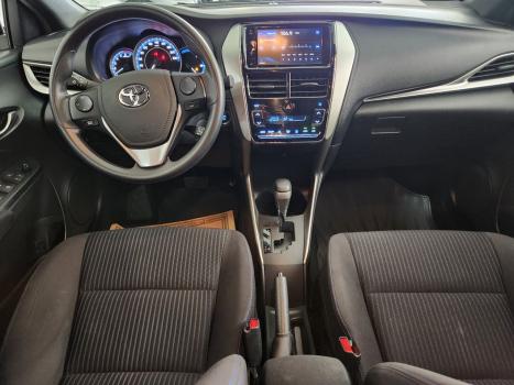 TOYOTA Yaris Hatch 1.5 16V 4P FLEX XL PLUS CONNECT MULTIDRIVE AUTOM�TICO CVT, Foto 6