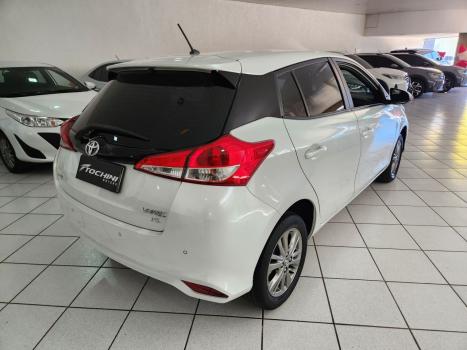 TOYOTA Yaris Hatch 1.5 16V 4P FLEX XL PLUS CONNECT MULTIDRIVE AUTOM�TICO CVT, Foto 11