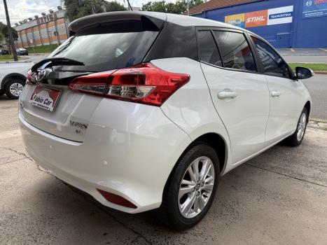 TOYOTA Yaris Hatch 1.3 16V 4P FLEX XL MULTIDRIVE AUTOM�TICO CVT, Foto 3