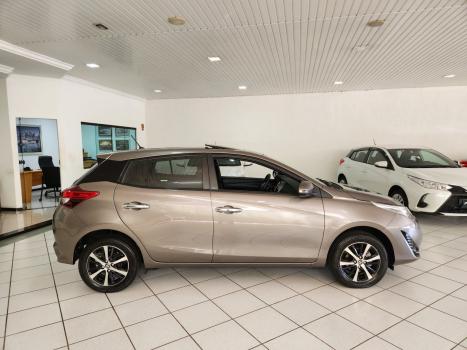 TOYOTA Yaris Hatch 1.5 16V 4P FLEX XLS CONNECT MULTIDRIVE AUTOM�TICO CVT, Foto 13