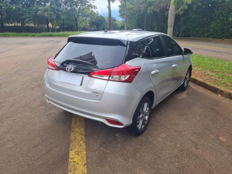 TOYOTA Yaris Hatch 1.5 16V 4P FLEX XL PLUS CONNECT MULTIDRIVE AUTOM�TICO CVT, Foto 5