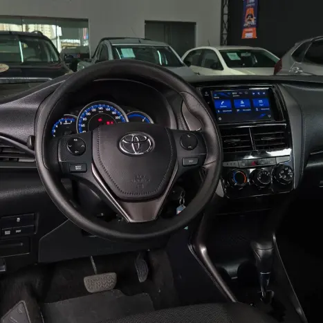 TOYOTA Yaris Hatch 1.5 16V 4P FLEX XL MULTIDRIVE AUTOM�TICO CVT, Foto 14