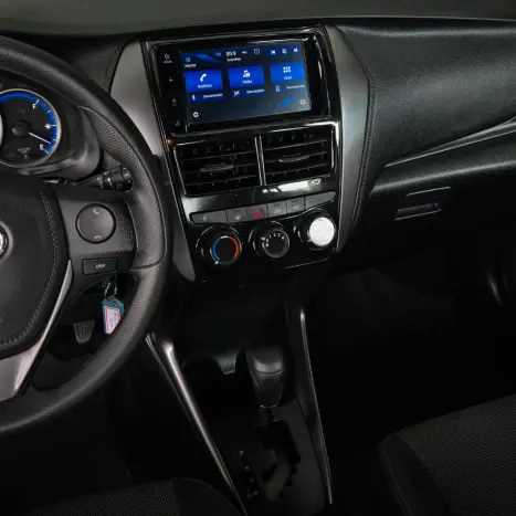 TOYOTA Yaris Hatch 1.5 16V 4P FLEX XL MULTIDRIVE AUTOM�TICO CVT, Foto 16