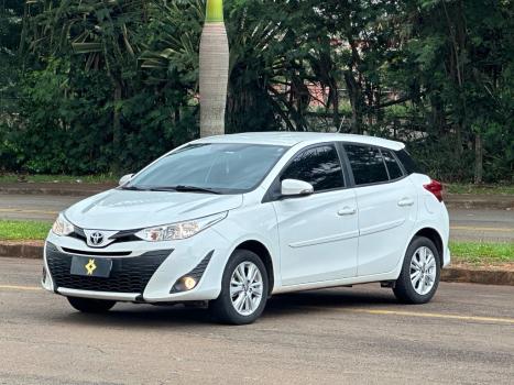 TOYOTA Yaris Hatch 1.3 16V 4P FLEX XL PLUS TECH MULTIDRIVE AUTOM�TICO CVT, Foto 3