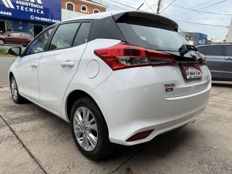 TOYOTA Yaris Hatch 1.3 16V 4P FLEX XL MULTIDRIVE AUTOM�TICO CVT, Foto 14