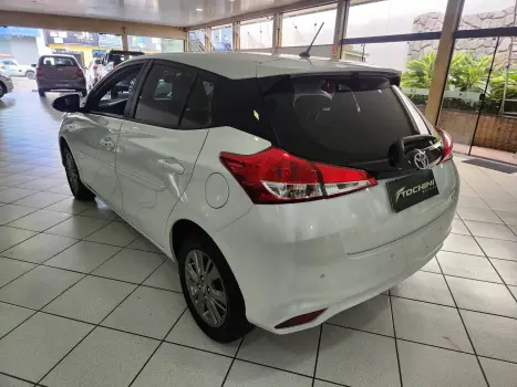 TOYOTA Yaris Hatch 1.5 16V 4P FLEX XL PLUS CONNECT MULTIDRIVE AUTOM�TICO CVT, Foto 5