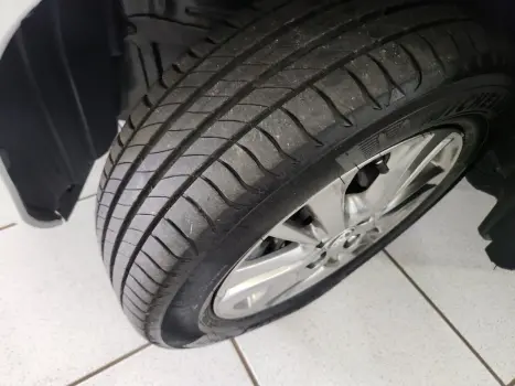 TOYOTA Yaris Hatch 1.5 16V 4P FLEX XL PLUS CONNECT MULTIDRIVE AUTOM�TICO CVT, Foto 13