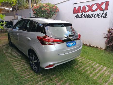 TOYOTA Yaris Hatch 1.5 16V 4P FLEX XLS MULTIDRIVE AUTOM�TICO CVT, Foto 5