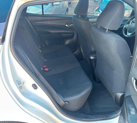 TOYOTA Yaris Hatch 1.3 16V 4P FLEX XL PLUS TECH MULTIDRIVE AUTOM�TICO CVT, Foto 11