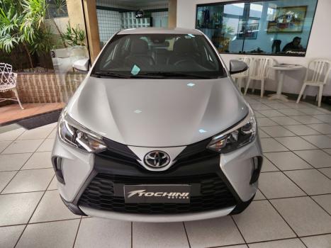 TOYOTA Yaris Hatch 1.5 16V 4P FLEX XS MULTIDRIVE AUTOM�TICO CVT, Foto 2