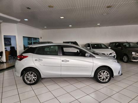 TOYOTA Yaris Hatch 1.5 16V 4P FLEX XS MULTIDRIVE AUTOM�TICO CVT, Foto 12