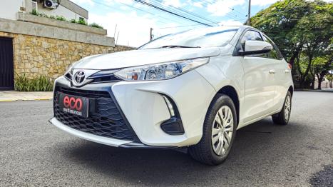 TOYOTA Yaris Hatch 1.5 16V 4P FLEX XL MULTIDRIVE AUTOM�TICO CVT, Foto 3