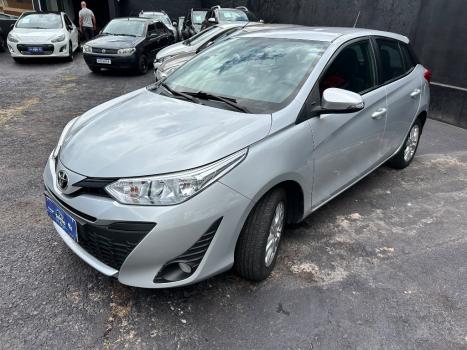 TOYOTA Yaris Hatch 1.3 16V 4P FLEX XL MULTIDRIVE AUTOM�TICO CVT, Foto 3