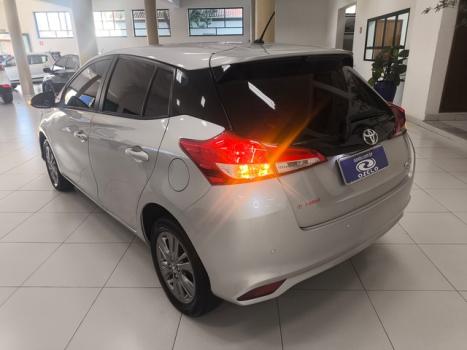 TOYOTA Yaris Hatch 1.5 16V 4P FLEX XL PLUS CONNECT MULTIDRIVE AUTOM�TICO CVT, Foto 20