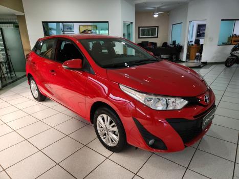 TOYOTA Yaris Hatch 1.3 16V 4P FLEX XL PLUS TECH MULTIDRIVE AUTOM�TICO CVT, Foto 3