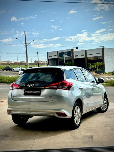 TOYOTA Yaris Hatch 1.5 16V 4P FLEX XL MULTIDRIVE AUTOM�TICO CVT, Foto 12