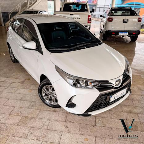TOYOTA Yaris Hatch 1.5 16V 4P FLEX XS MULTIDRIVE AUTOM�TICO CVT, Foto 3
