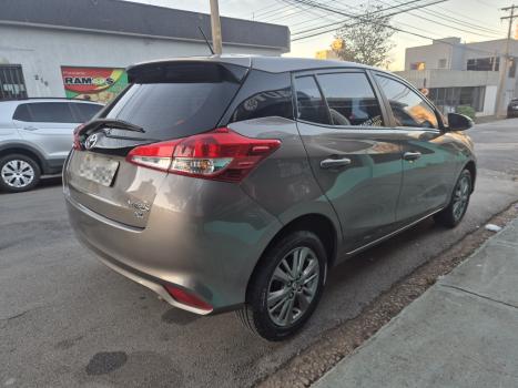 TOYOTA Yaris Hatch 1.5 16V 4P FLEX XL PLUS CONNECT MULTIDRIVE AUTOM�TICO CVT, Foto 7