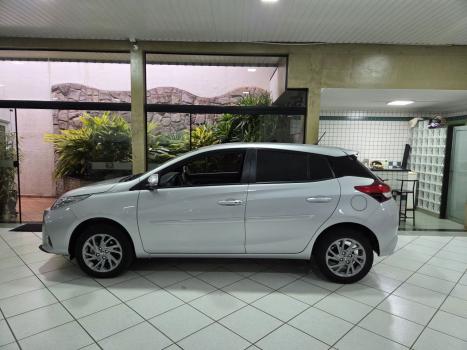 TOYOTA Yaris Hatch 1.5 16V 4P FLEX XS CONNECT MULTIDRIVE AUTOM�TICO CVT, Foto 4
