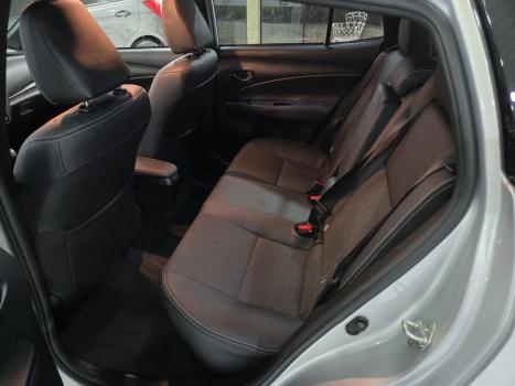 TOYOTA Yaris Hatch 1.5 16V 4P FLEX XS CONNECT MULTIDRIVE AUTOM�TICO CVT, Foto 9