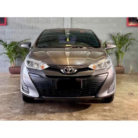 TOYOTA Yaris Hatch 1.5 16V 4P FLEX XL PLUS CONNECT MULTIDRIVE AUTOM�TICO CVT, Foto 2