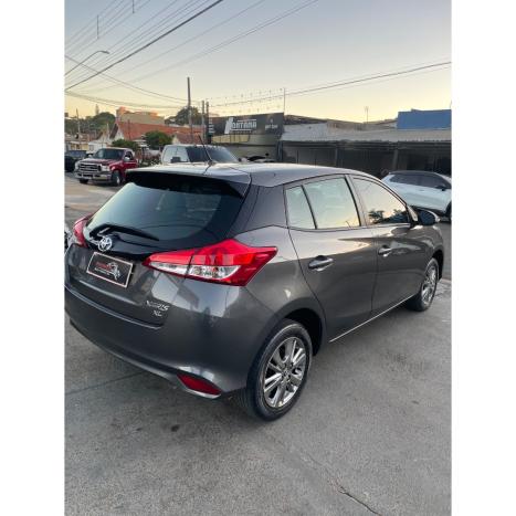 TOYOTA Yaris Hatch 1.5 16V 4P FLEX XL PLUS CONNECT MULTIDRIVE AUTOM�TICO CVT, Foto 8