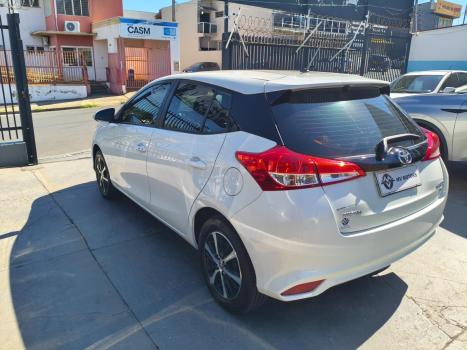 TOYOTA Yaris Hatch 1.5 16V 4P FLEX XS MULTIDRIVE AUTOM�TICO CVT, Foto 4