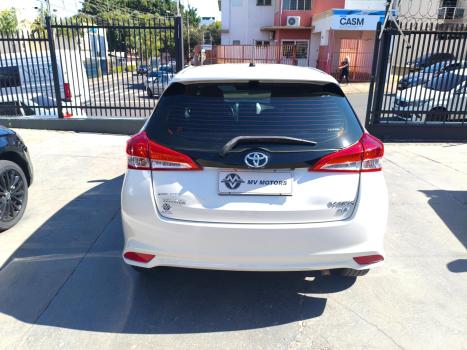 TOYOTA Yaris Hatch 1.5 16V 4P FLEX XS MULTIDRIVE AUTOM�TICO CVT, Foto 5