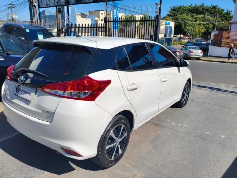 TOYOTA Yaris Hatch 1.5 16V 4P FLEX XS MULTIDRIVE AUTOM�TICO CVT, Foto 6