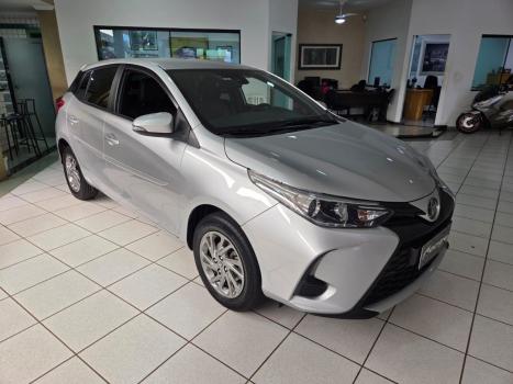 TOYOTA Yaris Hatch 1.5 16V 4P FLEX XS CONNECT MULTIDRIVE AUTOM�TICO CVT, Foto 2