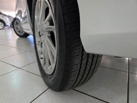 TOYOTA Yaris Hatch 1.5 16V 4P FLEX XS CONNECT MULTIDRIVE AUTOM�TICO CVT, Foto 9