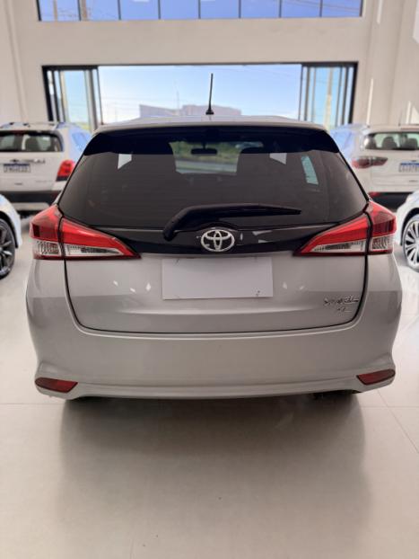 TOYOTA Yaris Hatch 1.5 16V 4P FLEX XL PLUS CONNECT MULTIDRIVE AUTOM�TICO CVT, Foto 5
