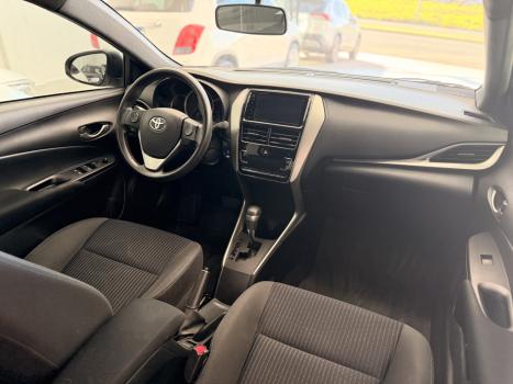 TOYOTA Yaris Hatch 1.5 16V 4P FLEX XL PLUS CONNECT MULTIDRIVE AUTOM�TICO CVT, Foto 8