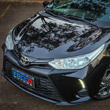TOYOTA Yaris Hatch 1.5 16V 4P FLEX XL MULTIDRIVE AUTOM�TICO CVT, Foto 2