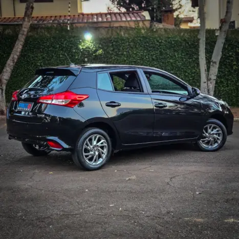 TOYOTA Yaris Hatch 1.5 16V 4P FLEX XL MULTIDRIVE AUTOM�TICO CVT, Foto 7