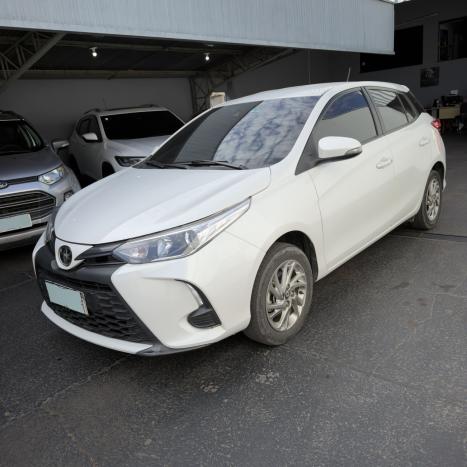 TOYOTA Yaris Hatch 1.5 16V 4P FLEX XS CONNECT MULTIDRIVE AUTOM�TICO CVT, Foto 3