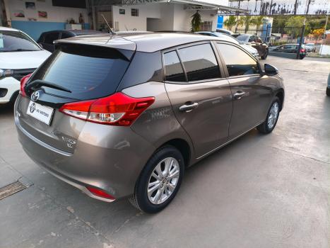 TOYOTA Yaris Hatch 1.3 16V 4P FLEX XL PLUS TECH MULTIDRIVE AUTOM�TICO CVT, Foto 6