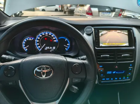 TOYOTA Yaris Hatch 1.3 16V 4P FLEX XL PLUS TECH MULTIDRIVE AUTOM�TICO CVT, Foto 11