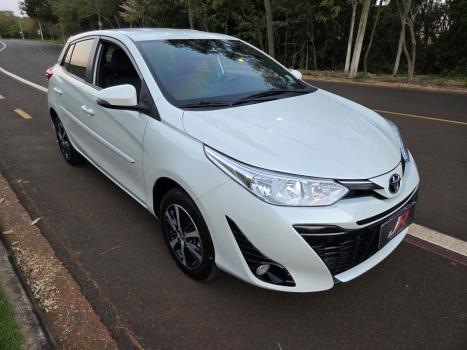 TOYOTA Yaris Hatch 1.5 16V 4P FLEX XS CONNECT MULTIDRIVE AUTOM�TICO CVT, Foto 3