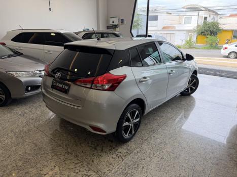 TOYOTA Yaris Hatch 1.5 16V 4P FLEX XS MULTIDRIVE AUTOM�TICO CVT, Foto 6