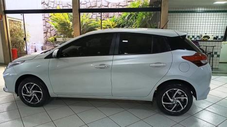 TOYOTA Yaris Hatch 1.5 16V 4P FLEX XS MULTIDRIVE AUTOM�TICO CVT, Foto 2