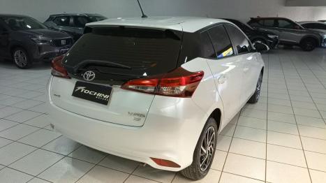 TOYOTA Yaris Hatch 1.5 16V 4P FLEX XS MULTIDRIVE AUTOM�TICO CVT, Foto 5