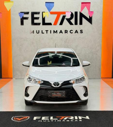 TOYOTA Yaris Hatch 1.5 16V 4P FLEX XL MULTIDRIVE AUTOM�TICO CVT, Foto 2