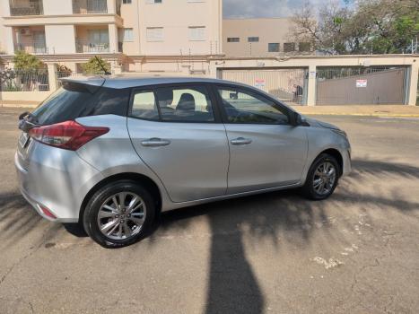 TOYOTA Yaris Hatch 1.5 16V 4P FLEX XL PLUS CONNECT MULTIDRIVE AUTOMÁTICO CVT, Foto 5