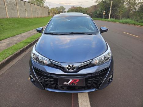 TOYOTA Yaris Hatch 1.5 16V 4P FLEX XLS CONNECT MULTIDRIVE AUTOMÁTICO CVT, Foto 2