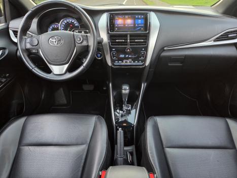 TOYOTA Yaris Hatch 1.5 16V 4P FLEX XLS CONNECT MULTIDRIVE AUTOMÁTICO CVT, Foto 9